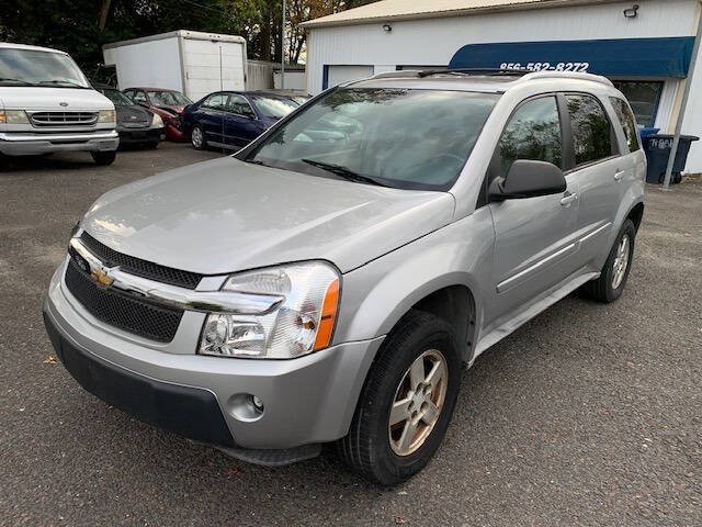 Used 2005 Chevrolet Equinox LT w/ Preferred Equipment Group AWD/4WD image 5