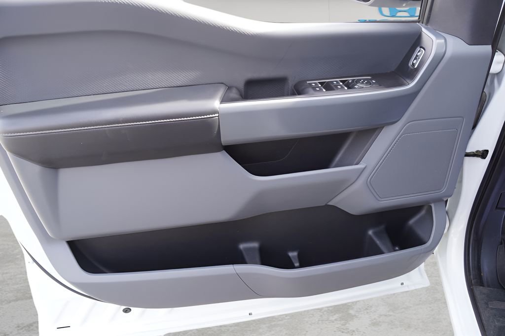 Used 2023 Ford F150 XLT w/ Trailer Tow Package image 19