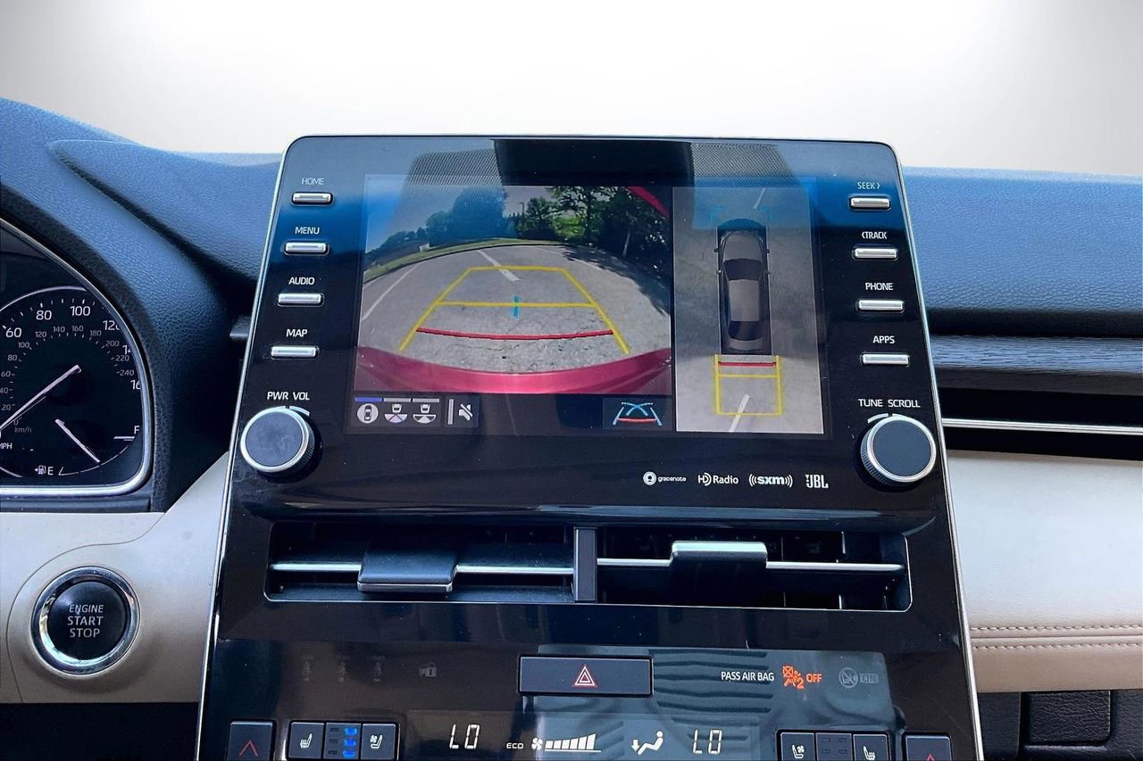Used 2019 Toyota Avalon Limited w/ Advanced Safety Package FWD image 14