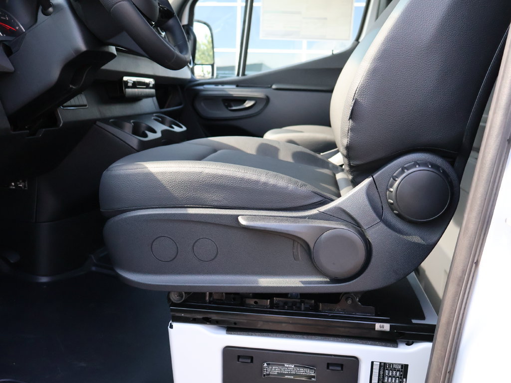 New 2026 Mercedes-Benz Sprinter 2500 image 38