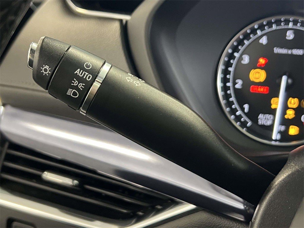 Certified 2023 Cadillac XT4 Luxury w/ Cold Weather Package image 23