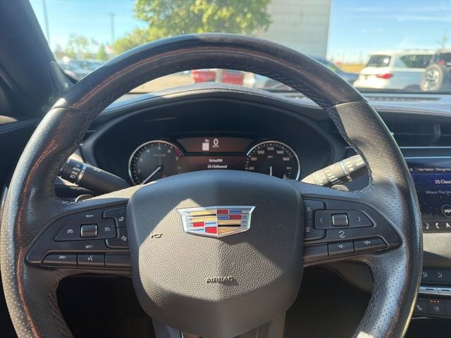 Used 2019 Cadillac XT4 Sport image 13