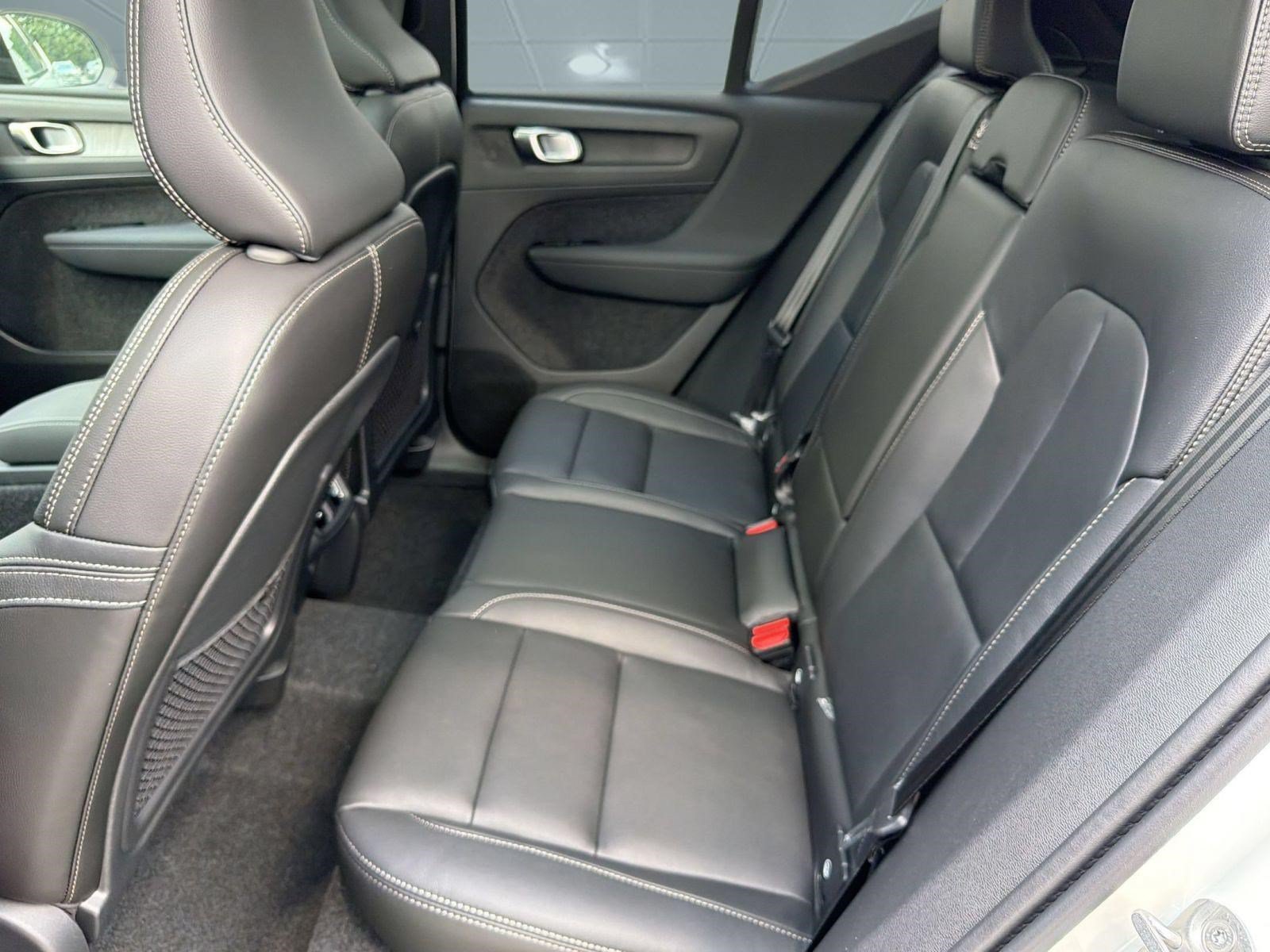 New 2026 Volvo XC40 B5 Core w/ Protection Package Premier AWD/4WD image 22