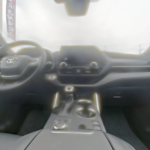 Used 2025 Toyota Highlander XSE AWD/4WD image 31