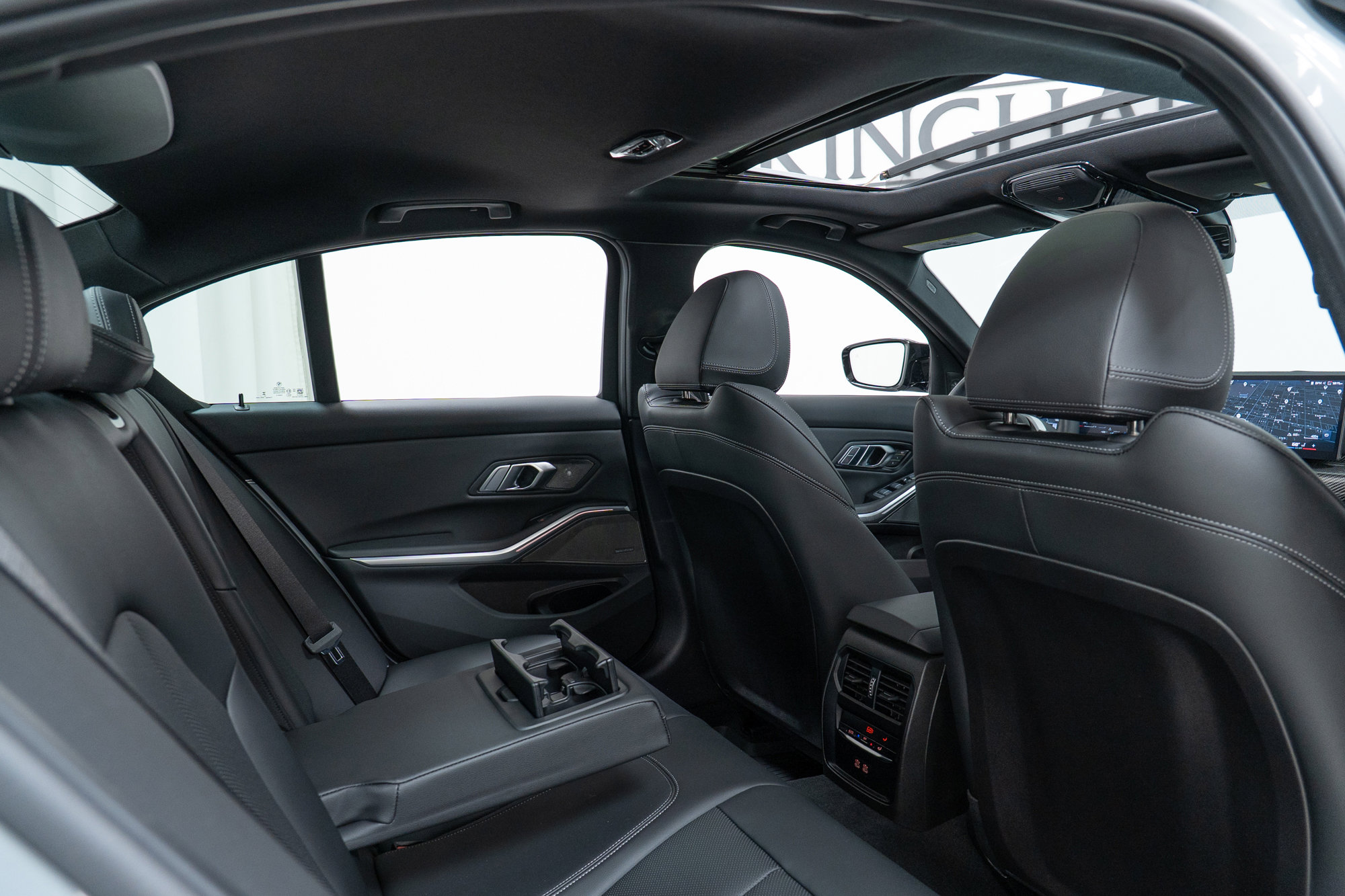 Used 2025 BMW M340i xDrive w/ Premium Package image 23