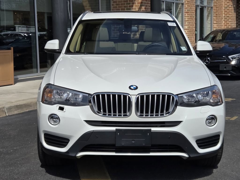 Used 2017 BMW X3 xDrive28i AWD/4WD image 4