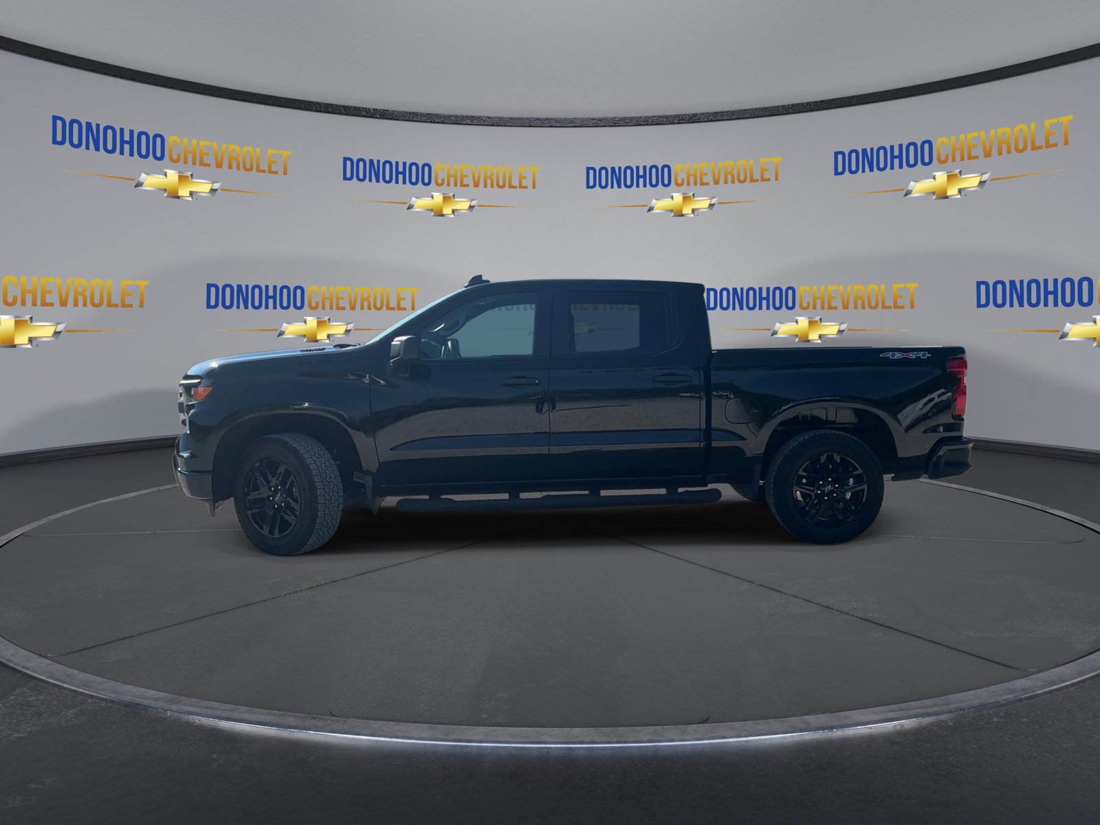 Used 2026 Chevrolet Silverado 1500 Custom w/ Turbomax Blackout Package AWD/4WD image 6