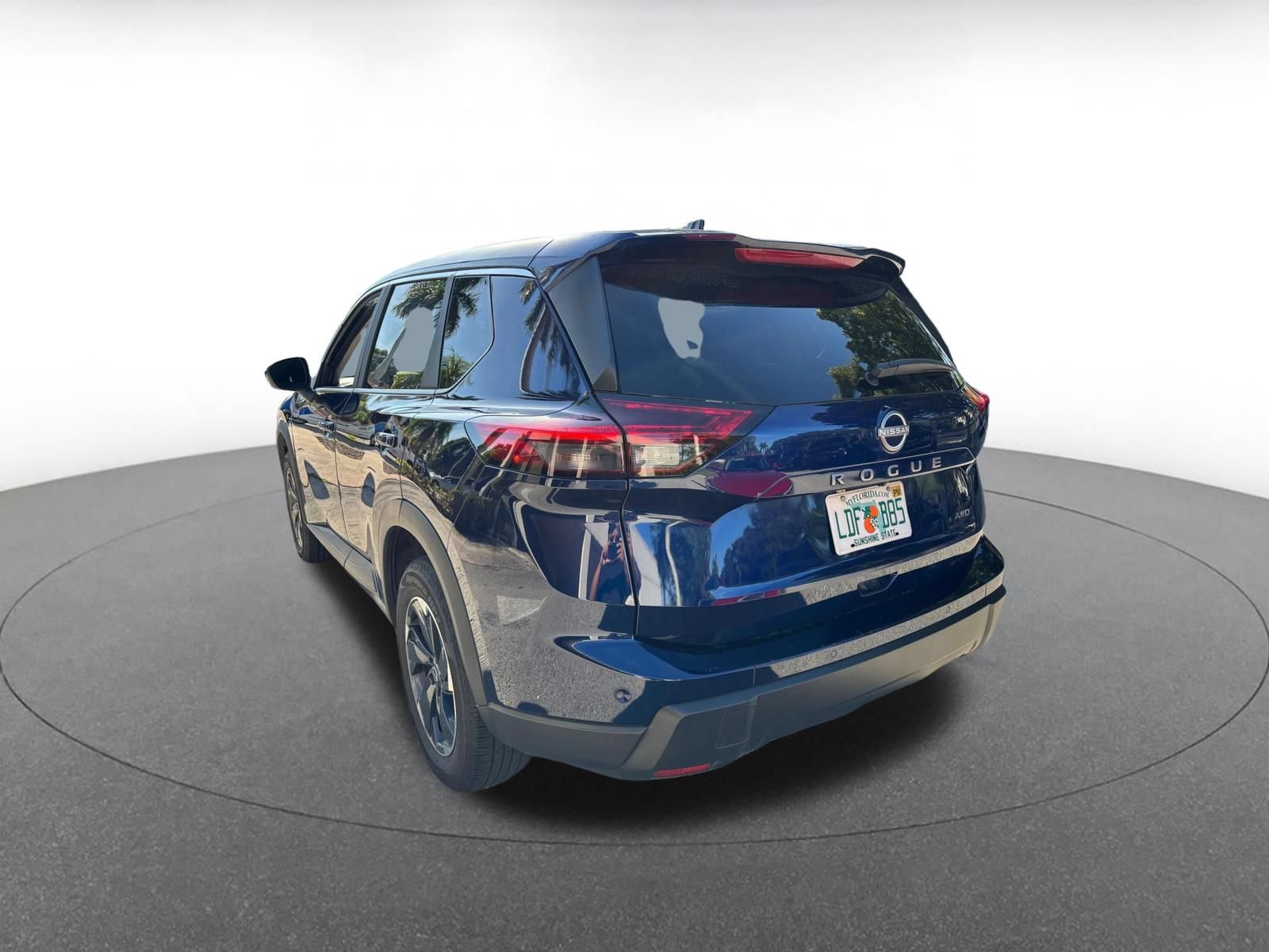 Used 2026 Nissan Rogue SV AWD/4WD image 6