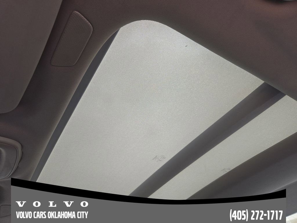 Used 2025 Volvo S60 B5 Core AWD/4WD image 24