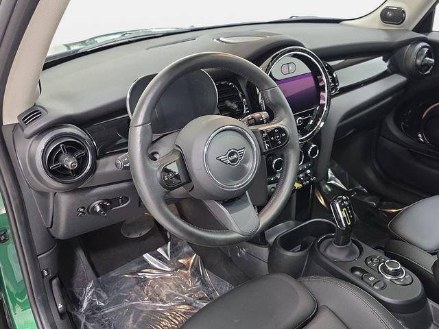 Used 2024 MINI Cooper SE FWD image 13