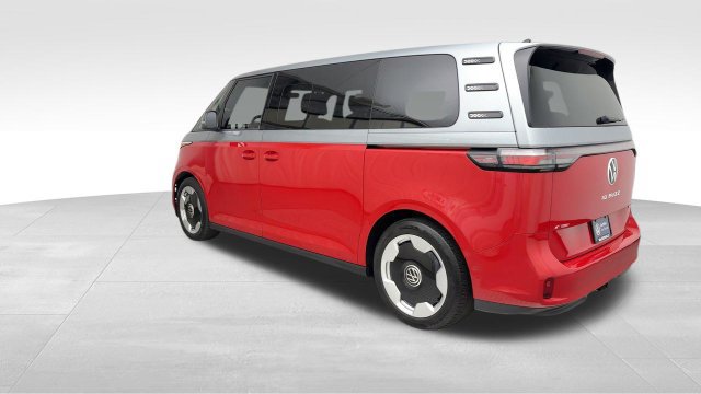 Certified 2025 Volkswagen ID. Buzz Pro S Plus AWD/4WD image 5
