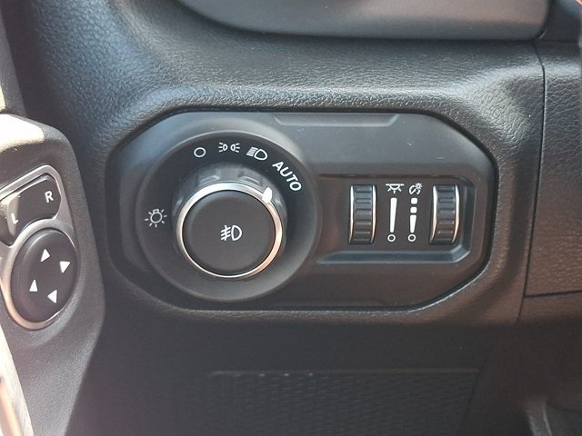 Certified 2021 Jeep Wrangler Unlimited Sport AWD/4WD image 29