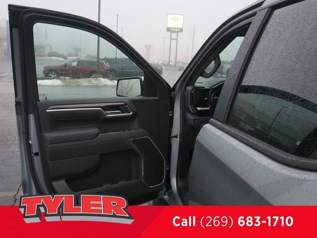 New 2026 Chevrolet Silverado 1500 LT w/ Z71 Off-Road Package image 23