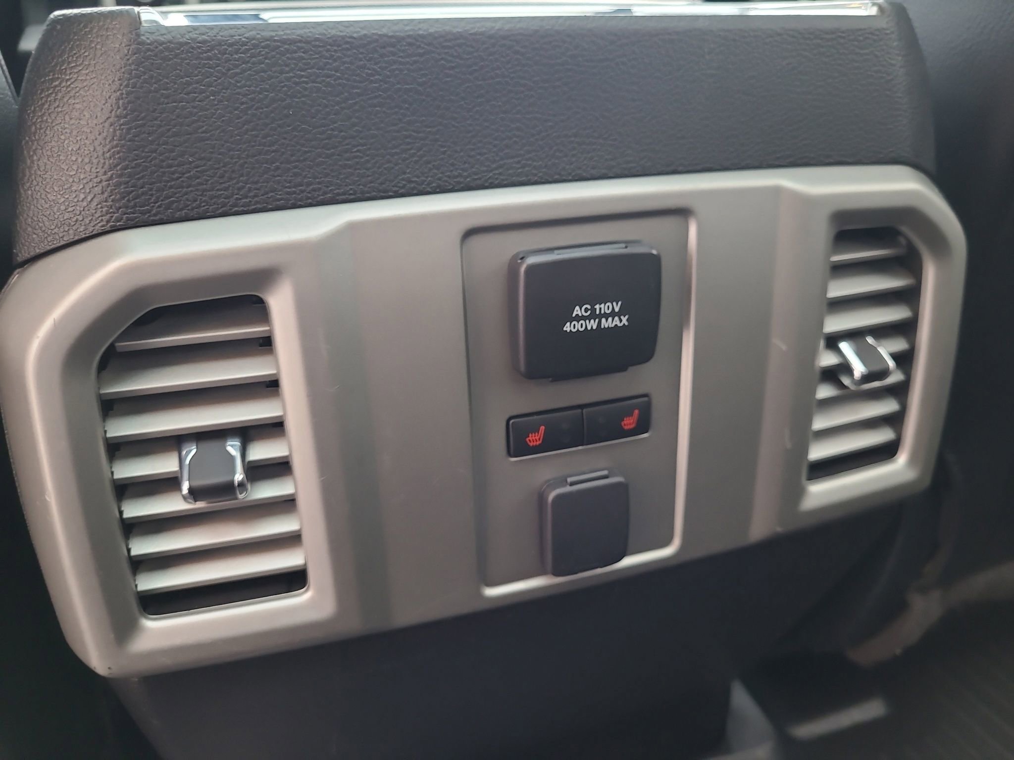 Used 2016 Ford F150 Lariat w/ Equipment Group 502A Luxury image 27