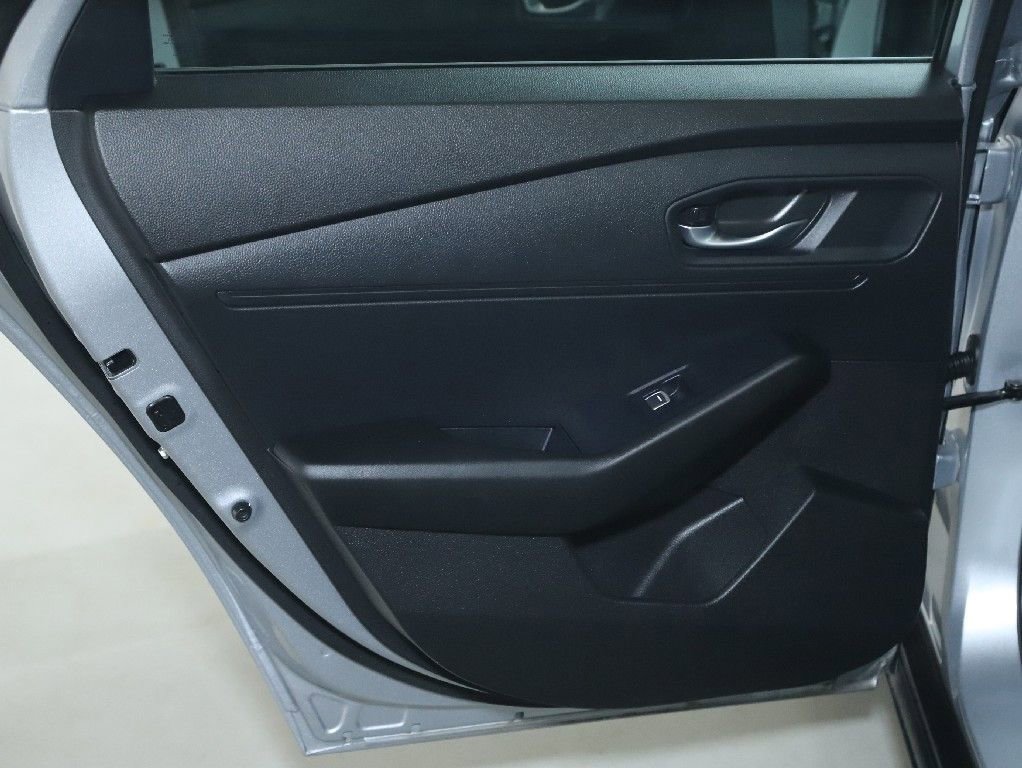 Used 2025 Honda Accord LX image 15