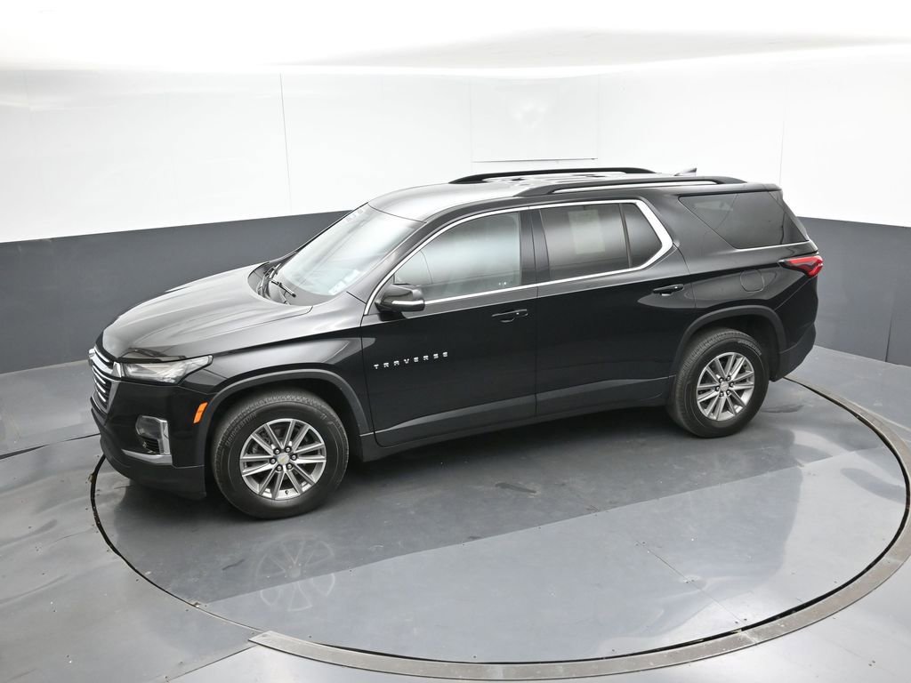 Used 2023 Chevrolet Traverse LT image 51