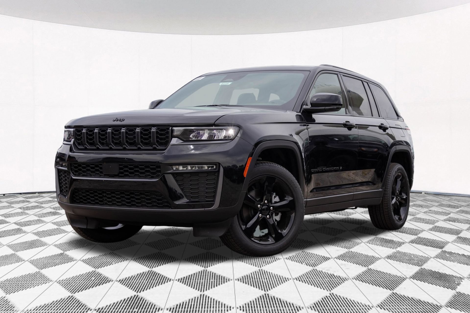 New 2026 Jeep Grand Cherokee Limited w/ Limited Altitude Package AWD/4WD image 2