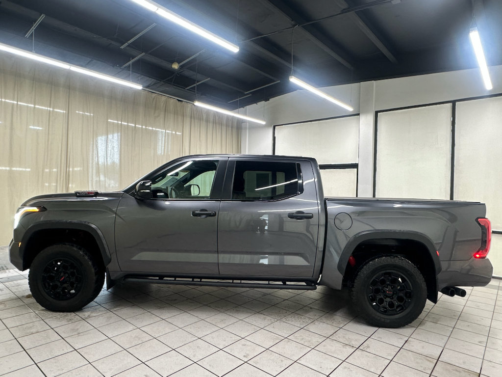Used 2024 Toyota Tundra Limited AWD/4WD image 10