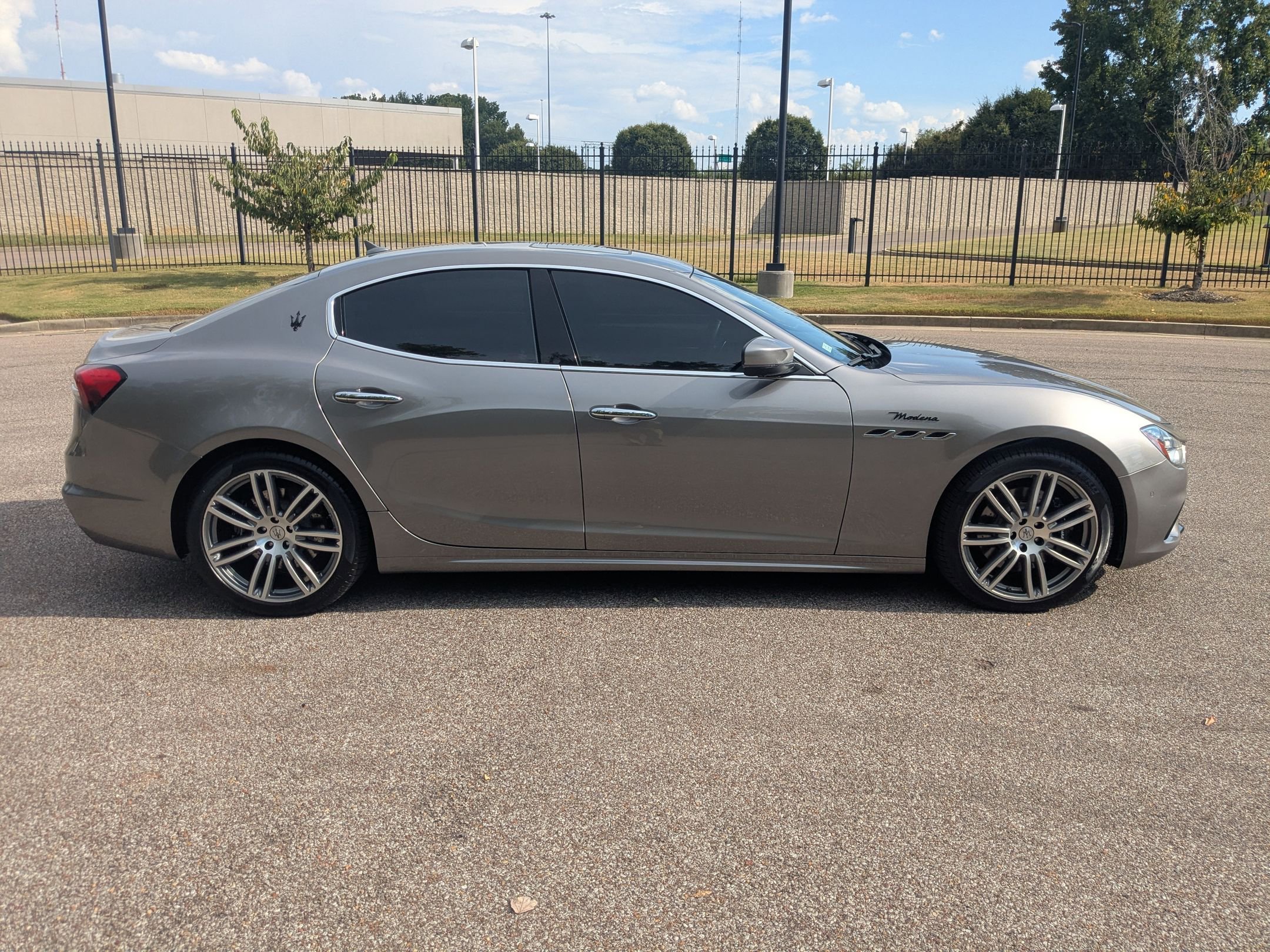 Certified 2022 Maserati Ghibli Modena Q4 image 9