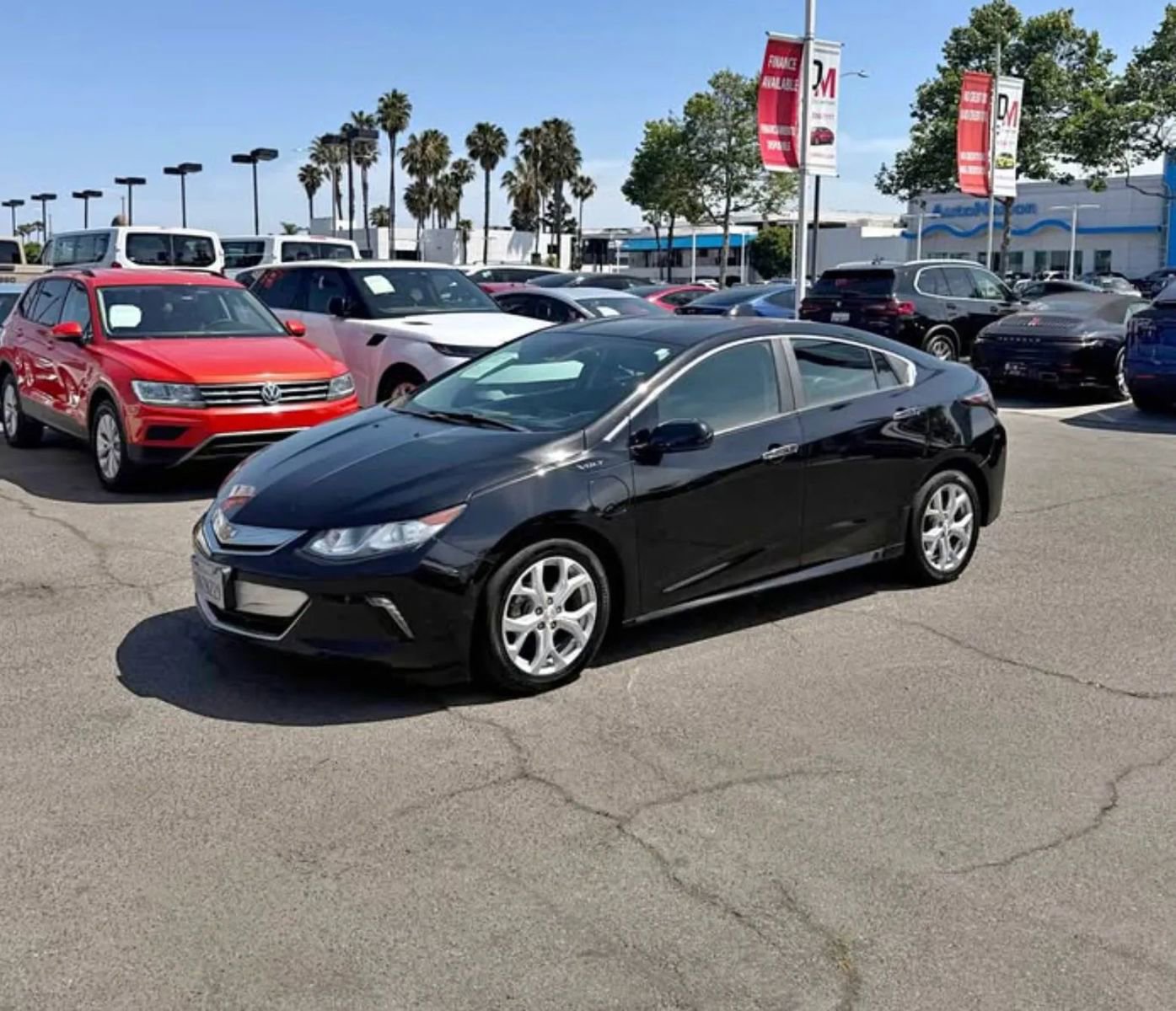 Used 2016 Chevrolet Volt Premier w/ Driver Confidence Package FWD image 2