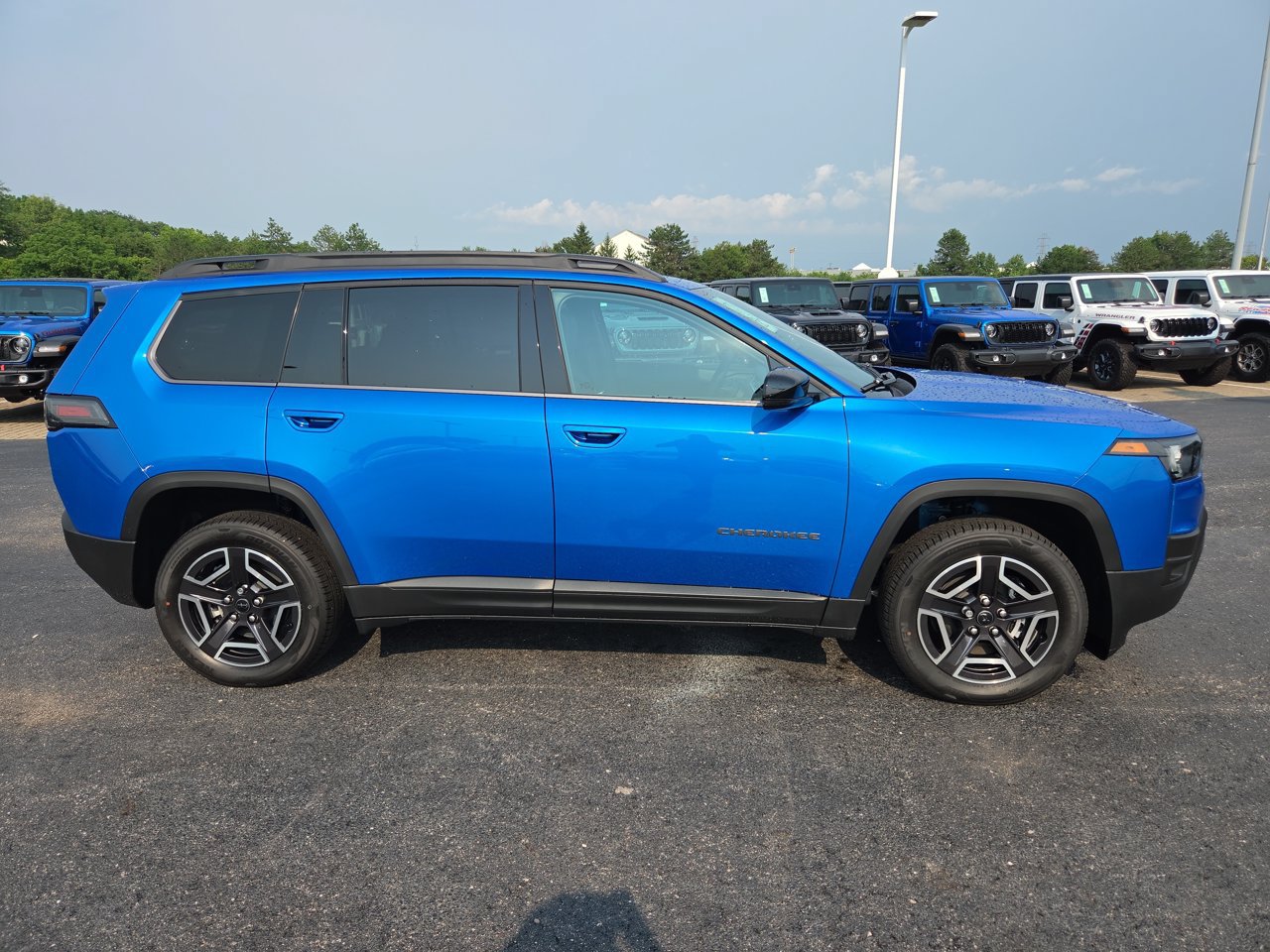 New 2026 Jeep Cherokee Limited AWD/4WD image 8