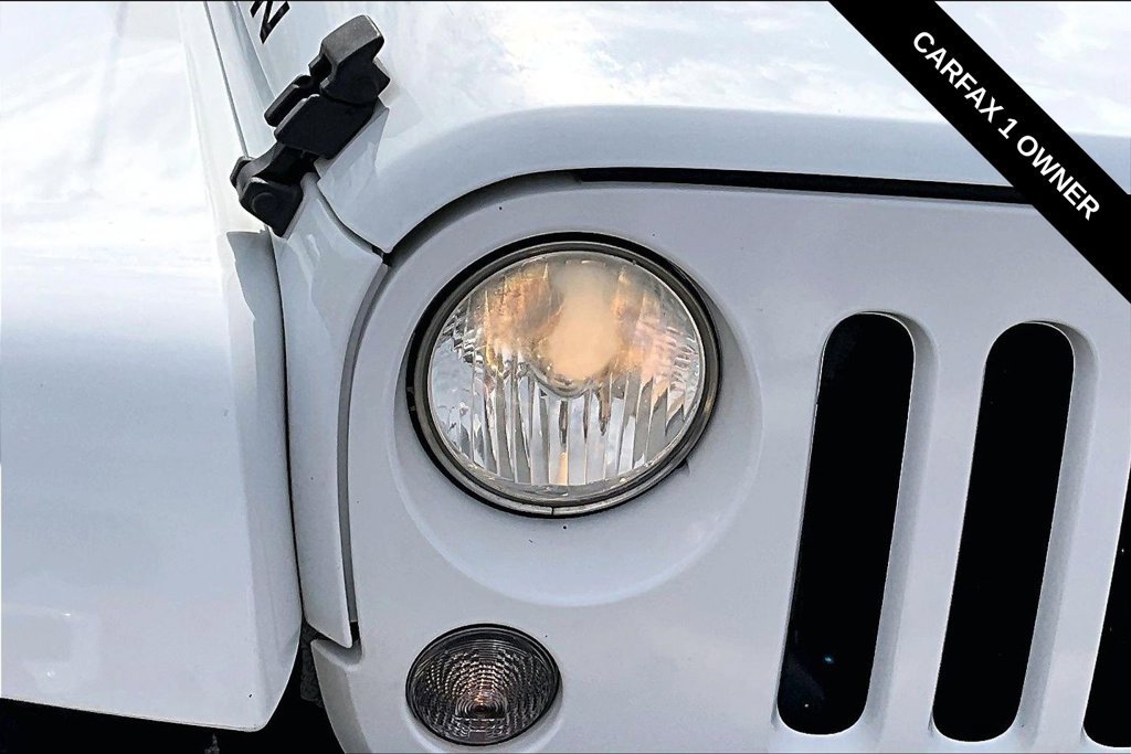 Used 2014 Jeep Wrangler Rubicon w/ Power Convenience Group AWD/4WD image 29