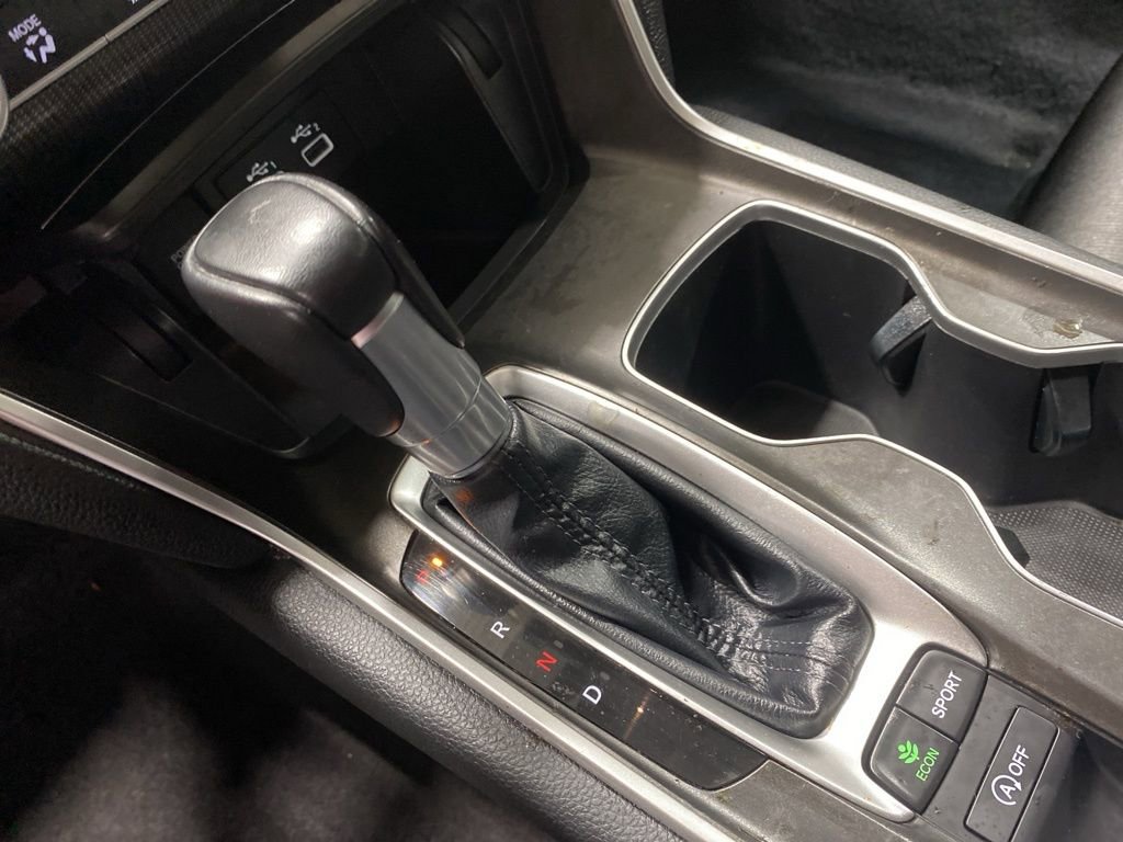 Certified 2022 Honda Accord Sport image 25