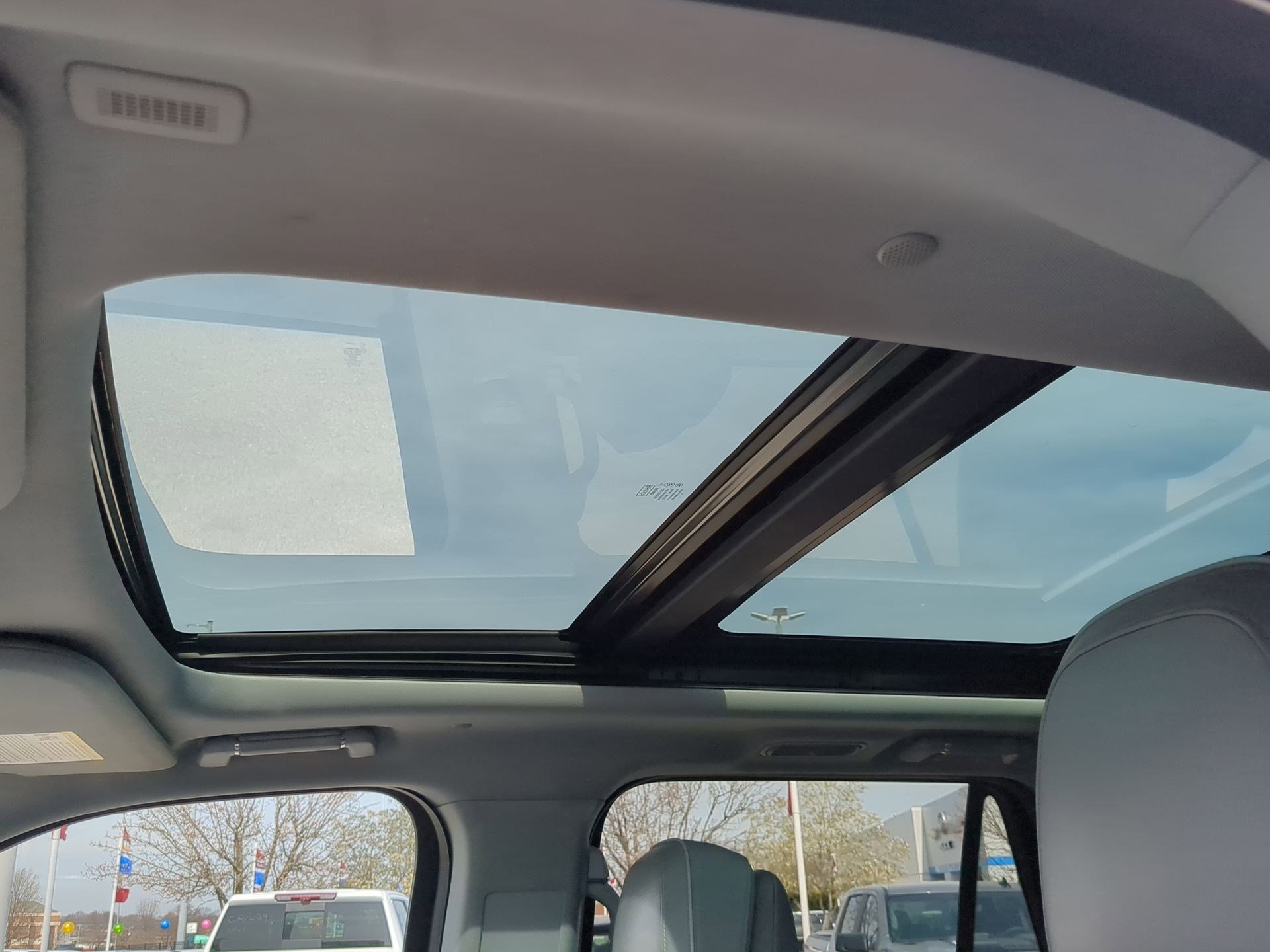 Used 2018 Lincoln Navigator L Reserve w/ Technology Package image 21