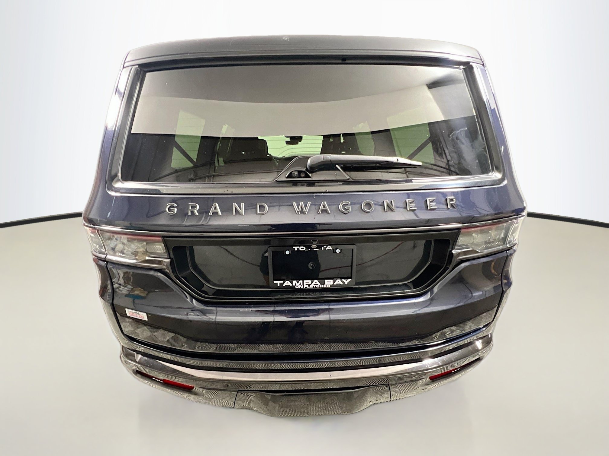 Used 2024 Jeep Grand Wagoneer Series II w/ Quick Order Packagew 28T AWD/4WD image 6