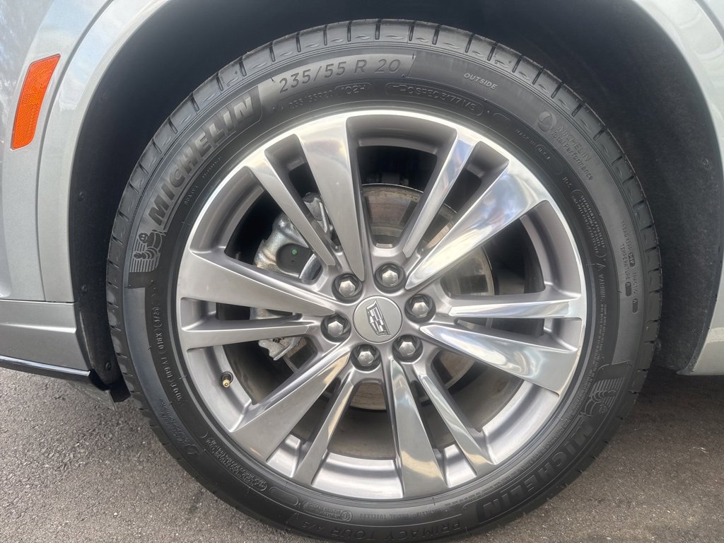 Certified 2025 Cadillac XT6 Premium Luxury image 14