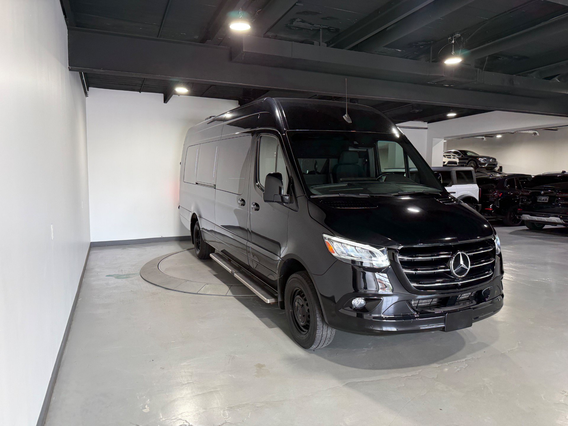 Used 2024 Mercedes-Benz Sprinter 3500 image 6