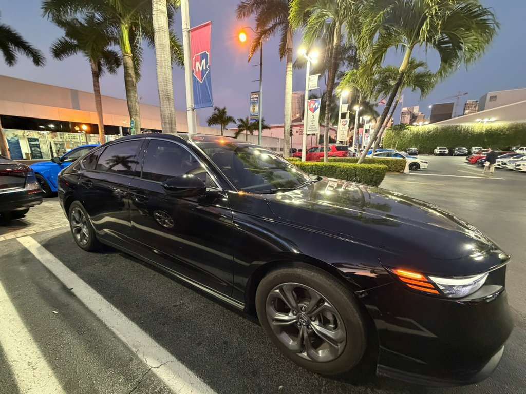 Used 2024 Honda Accord EX image 9