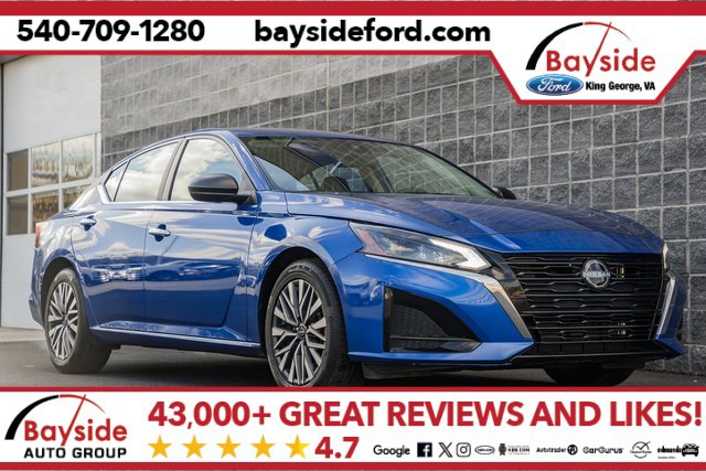 Used 2025 Nissan Altima 2.5 SV image 1