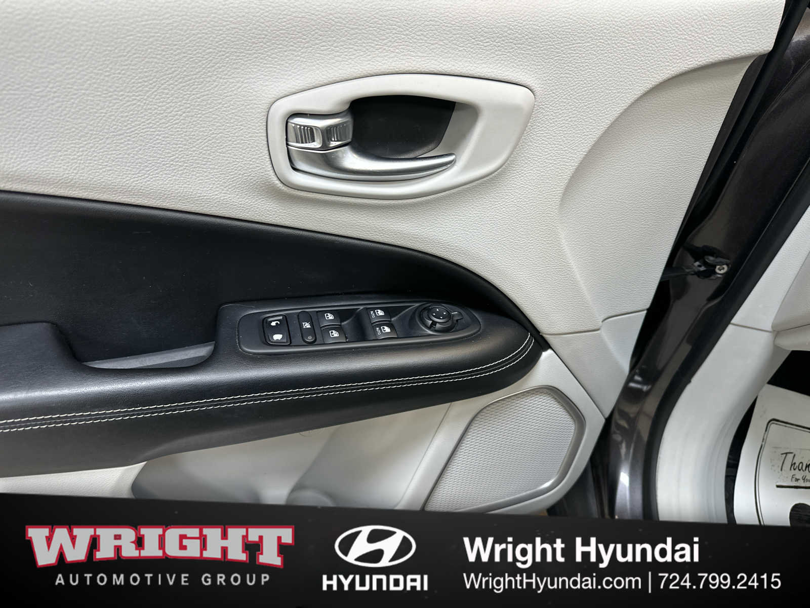 Used 2020 Jeep Compass Latitude image 10