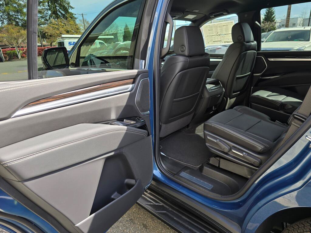 New 2026 Cadillac Escalade 4WD image 22