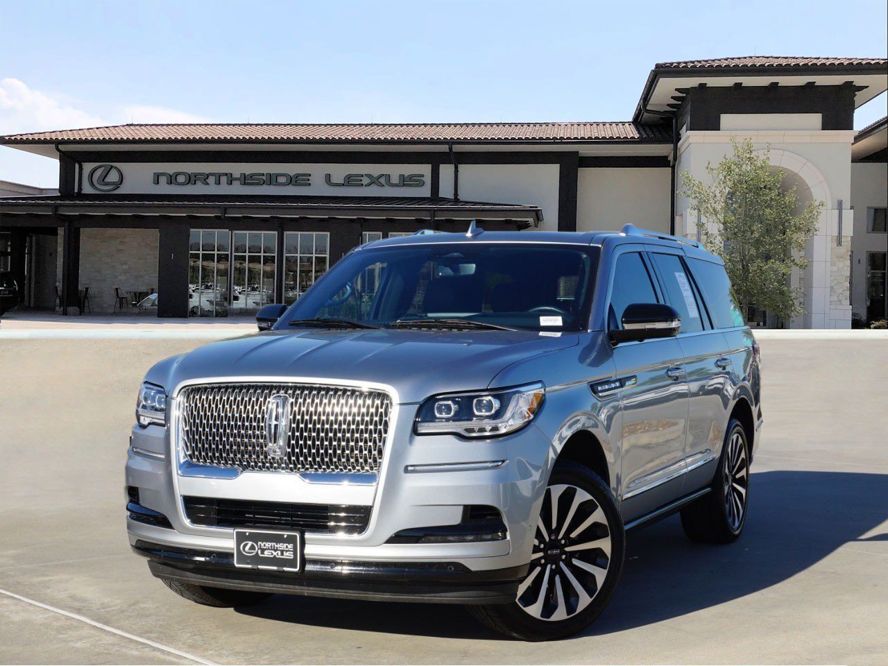 Used 2023 Lincoln Navigator Reserve