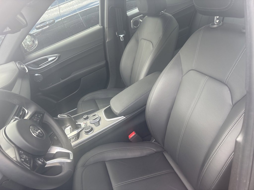 Used 2024 Alfa Romeo Giulia Ti image 24