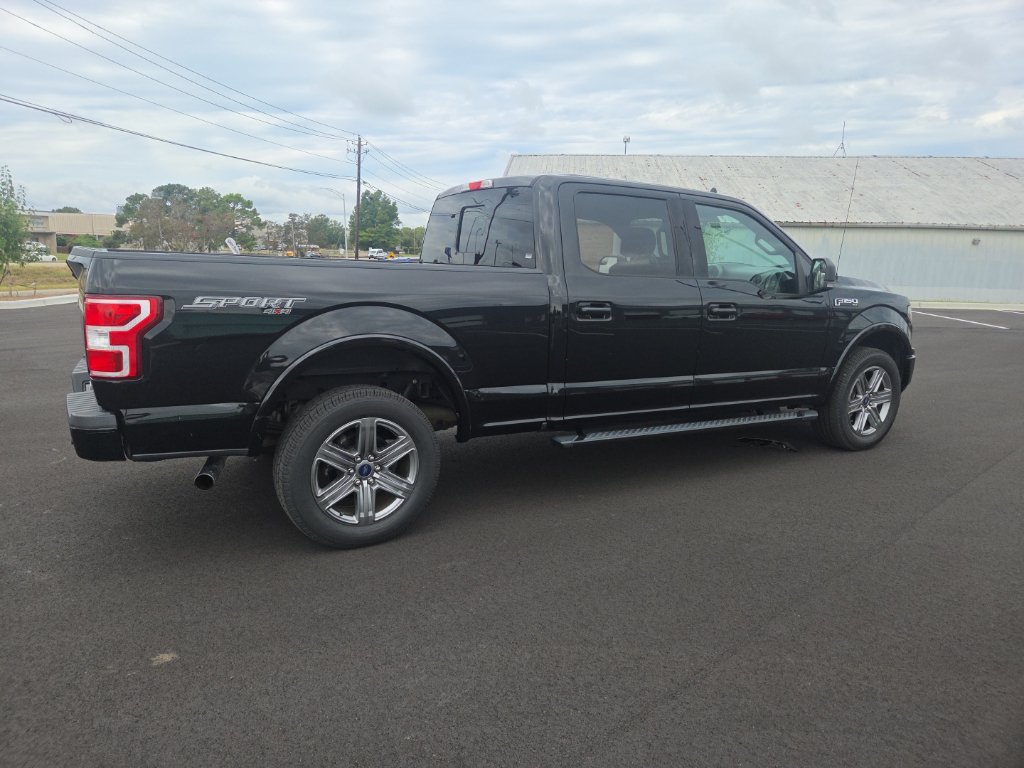 Used 2018 Ford F150 XLT w/ Equipment Group 302A Luxury AWD/4WD image 16