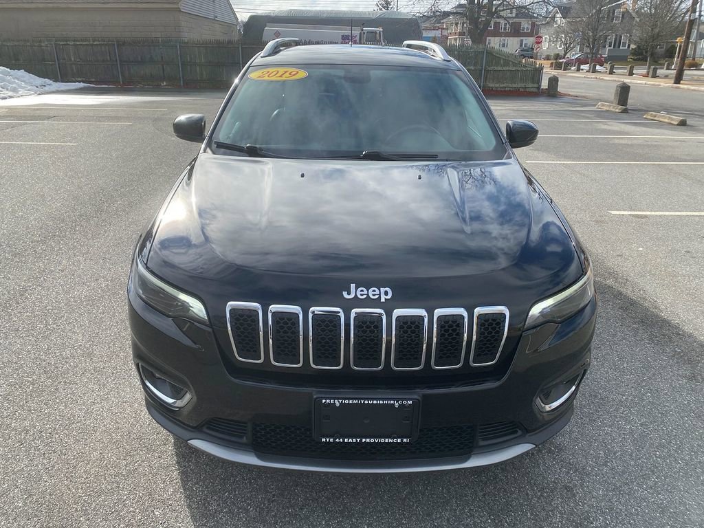Used 2019 Jeep Cherokee Limited image 3
