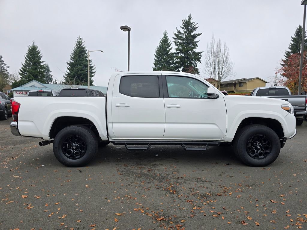 Used 2022 Toyota Tacoma SR5 image 2