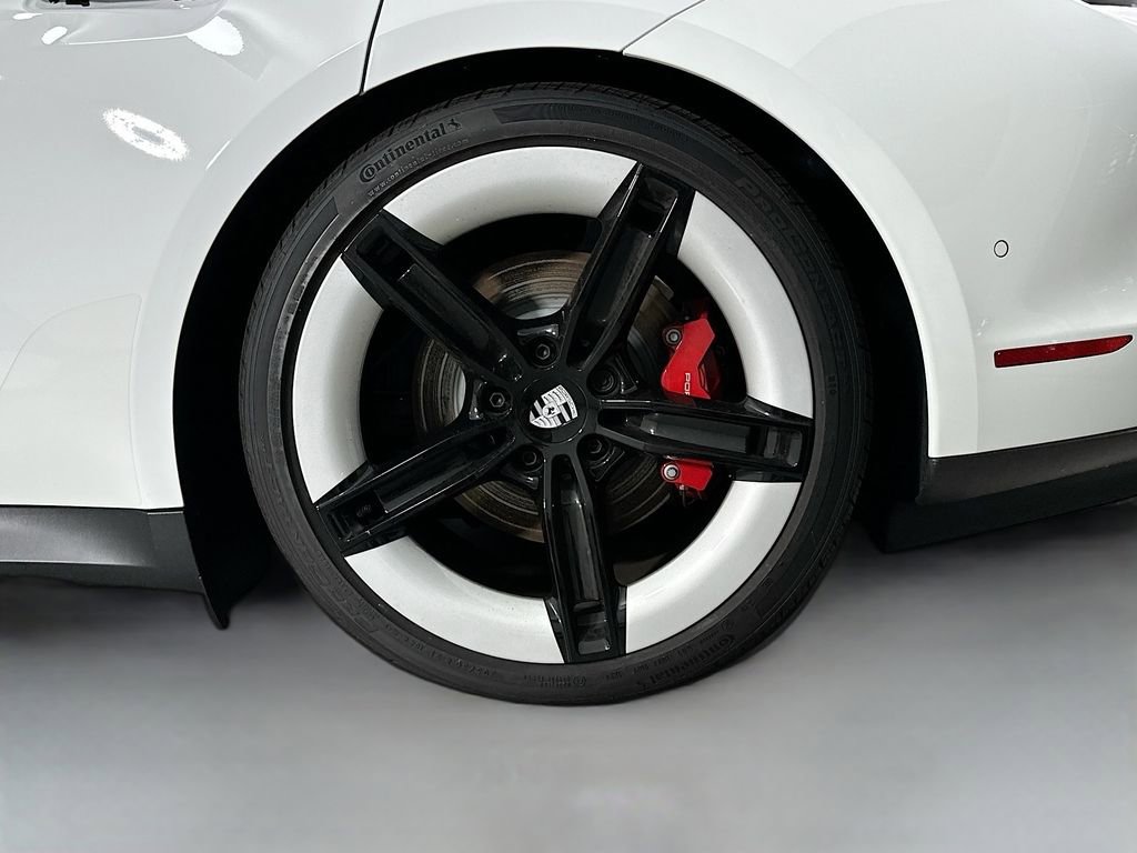 New 2025 Porsche Taycan 4S image 31