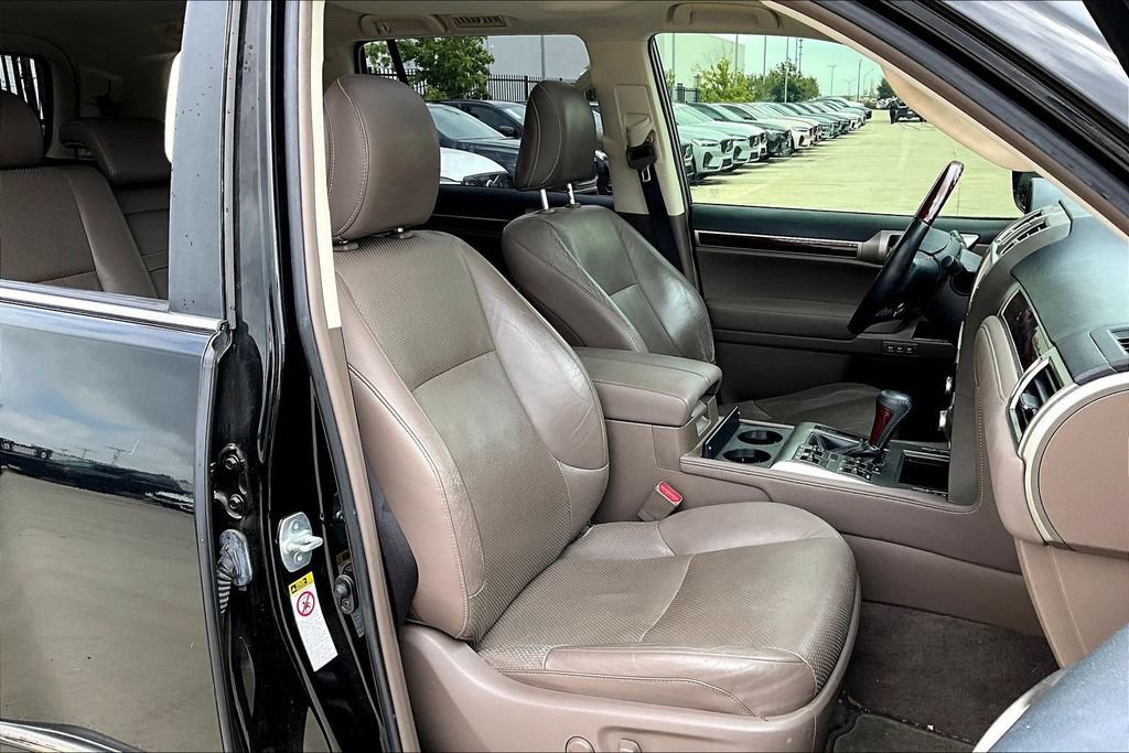 Used 2014 Lexus GX 460 Luxury AWD/4WD image 9