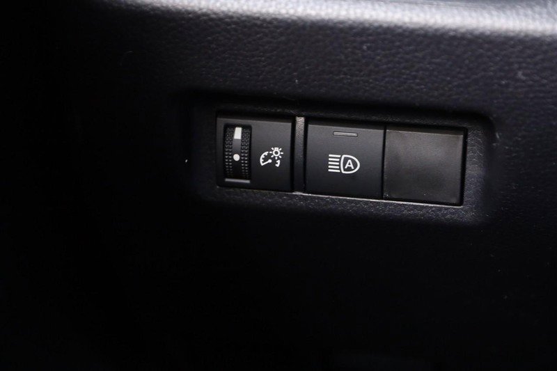 New 2025 Toyota RAV4 LE image 18