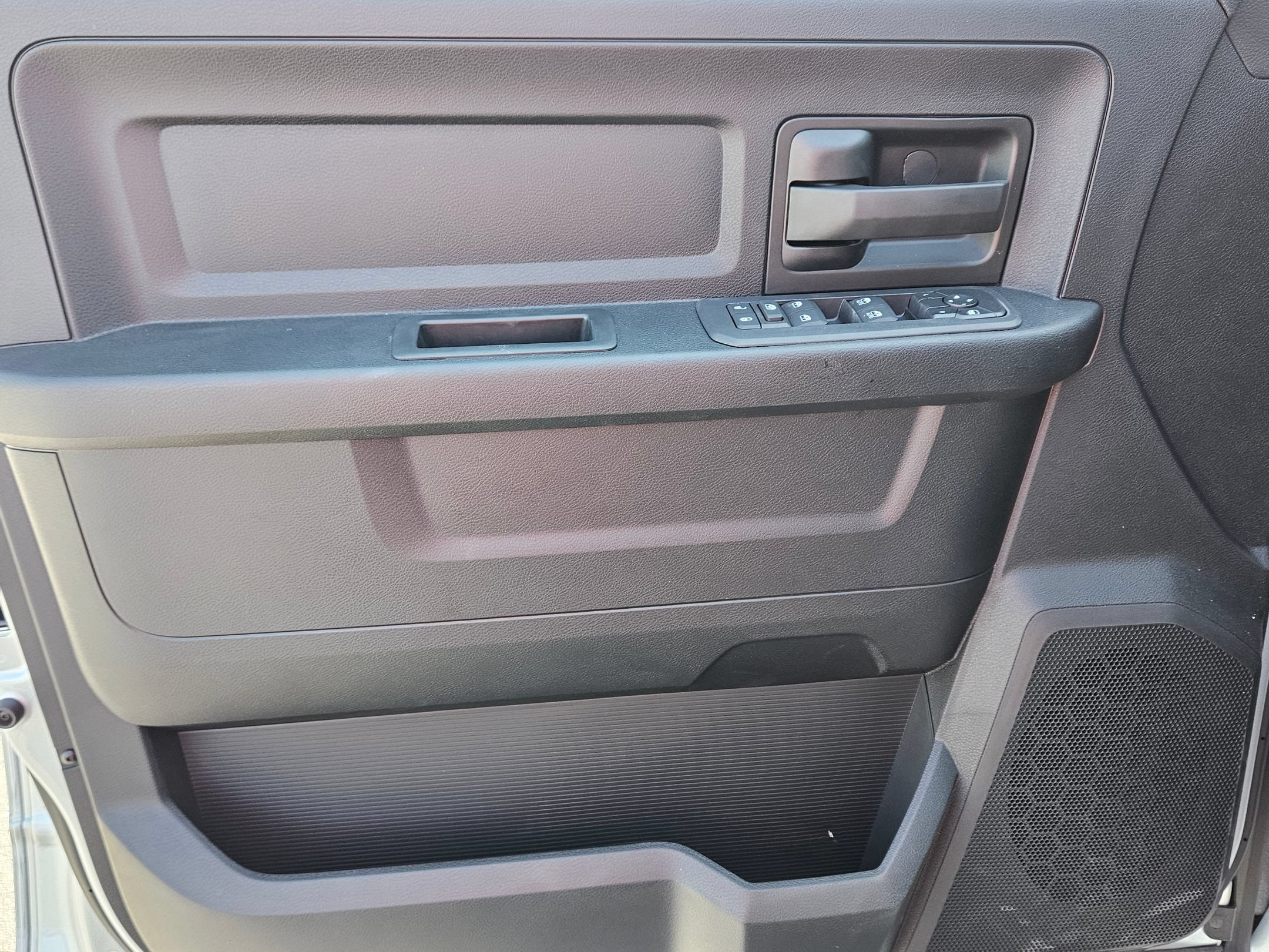 New 2026 RAM 3500 Tradesman AWD/4WD image 16