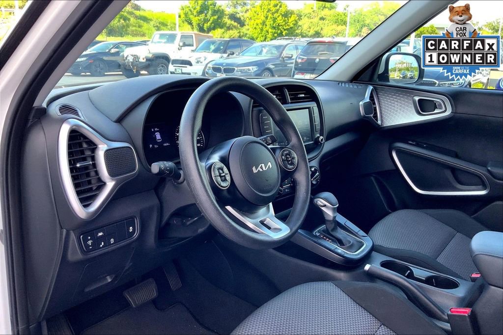 Used 2022 Kia Soul LX w/ Technology Package FWD image 13