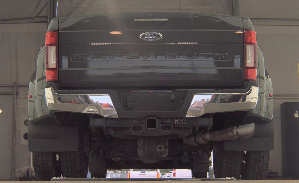 Used 2021 Ford F350 Lariat w/ Lariat Ultimate Package AWD/4WD image 7