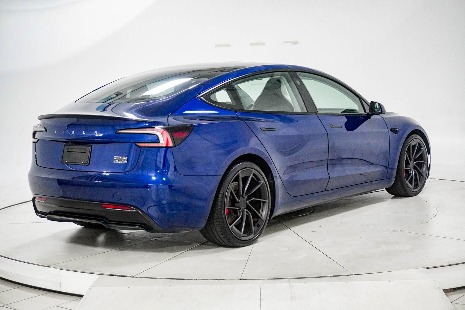 Used 2025 Tesla Model 3 Performance AWD/4WD image 10