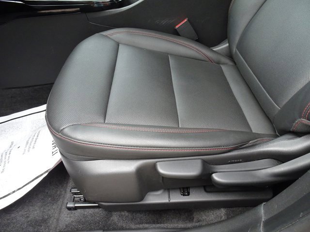 Certified 2024 Chevrolet Trax RS w/ Driver Confidence Package image 11