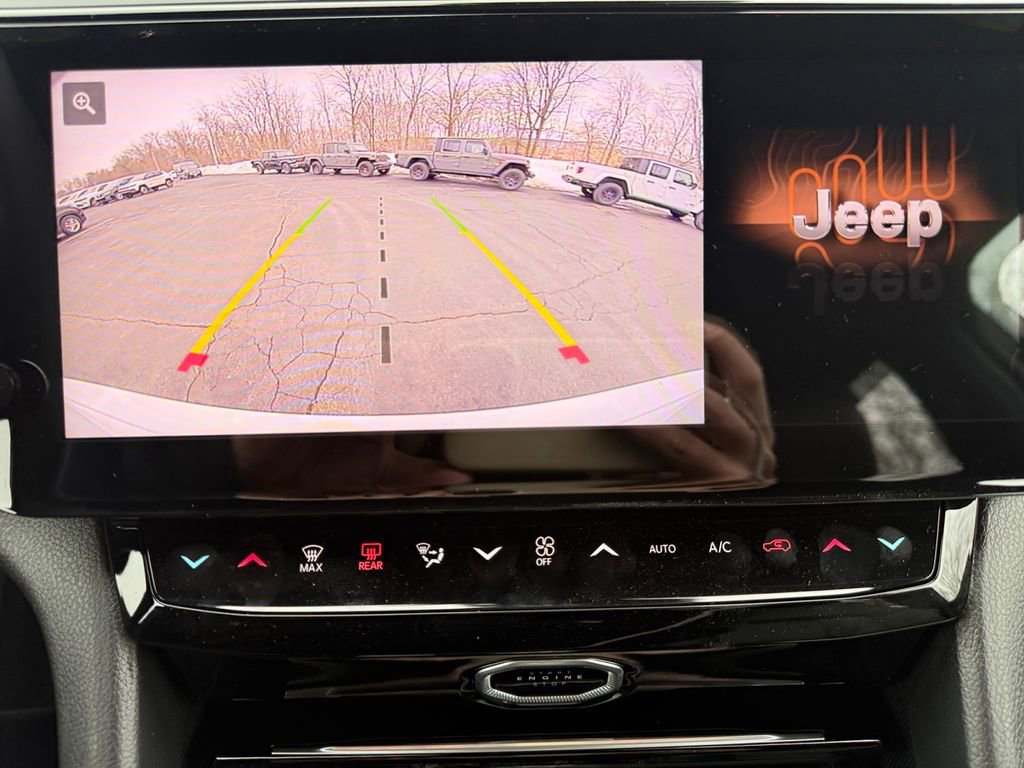 New 2026 Jeep Grand Cherokee Limited w/ Limited Altitude Package AWD/4WD image 13