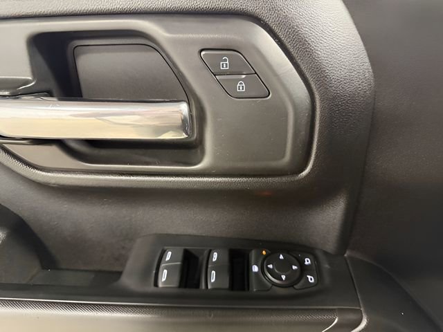 Used 2024 GMC Sierra 1500 Pro w/ Pro Value Package image 8